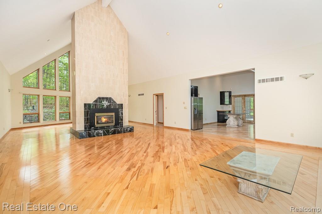 2670 Spring Grove Drive, Brighton, MI 48114 — Photo 12