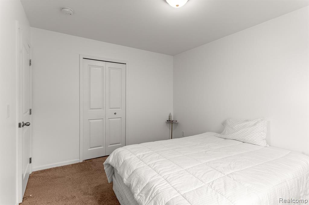 8123 N HUBBARD Road, Westland, MI — Photo 25