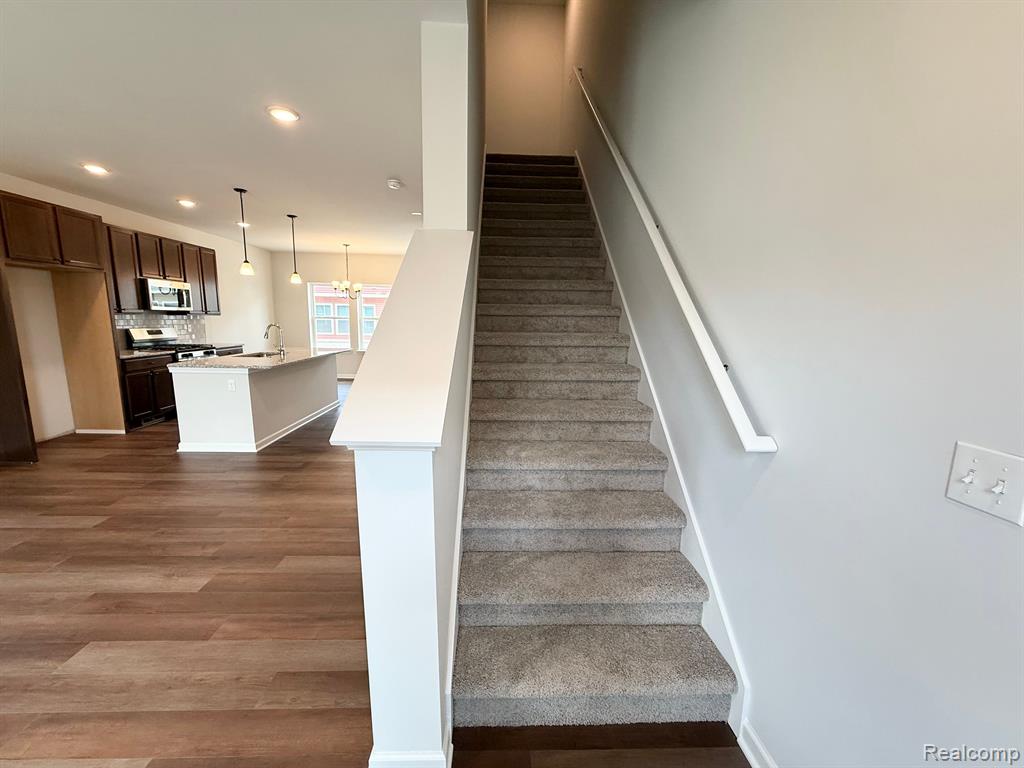 4825 Ludlow Lane, Troy, MI 48085 — Photo 17