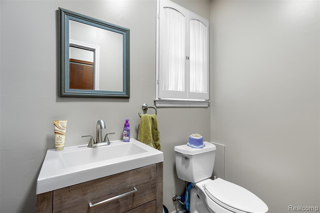 8855 Ferry Road, Grosse Ile, MI 48138 — Photo 11