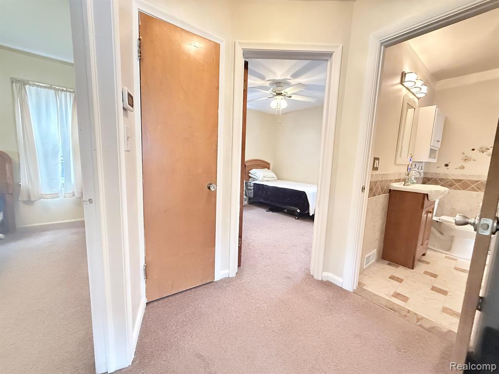 9222 FOX Avenue, Allen Park, MI 48101 — Photo 19