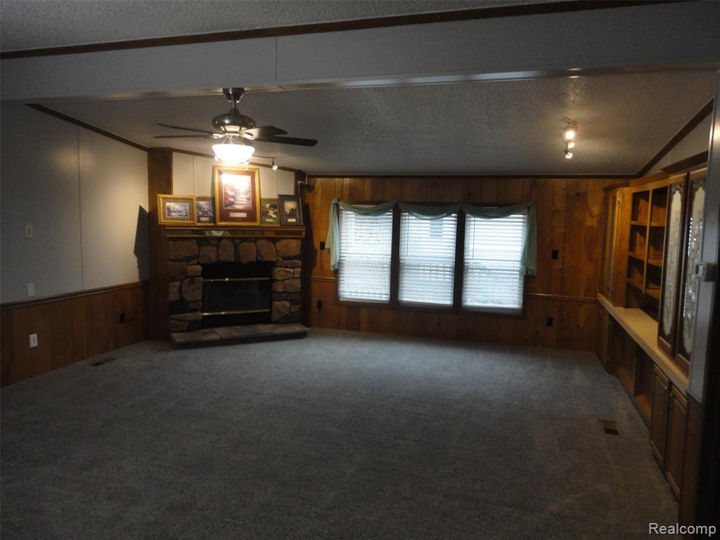 423 Glasgow, Temperance, MI 48182 — Photo 6