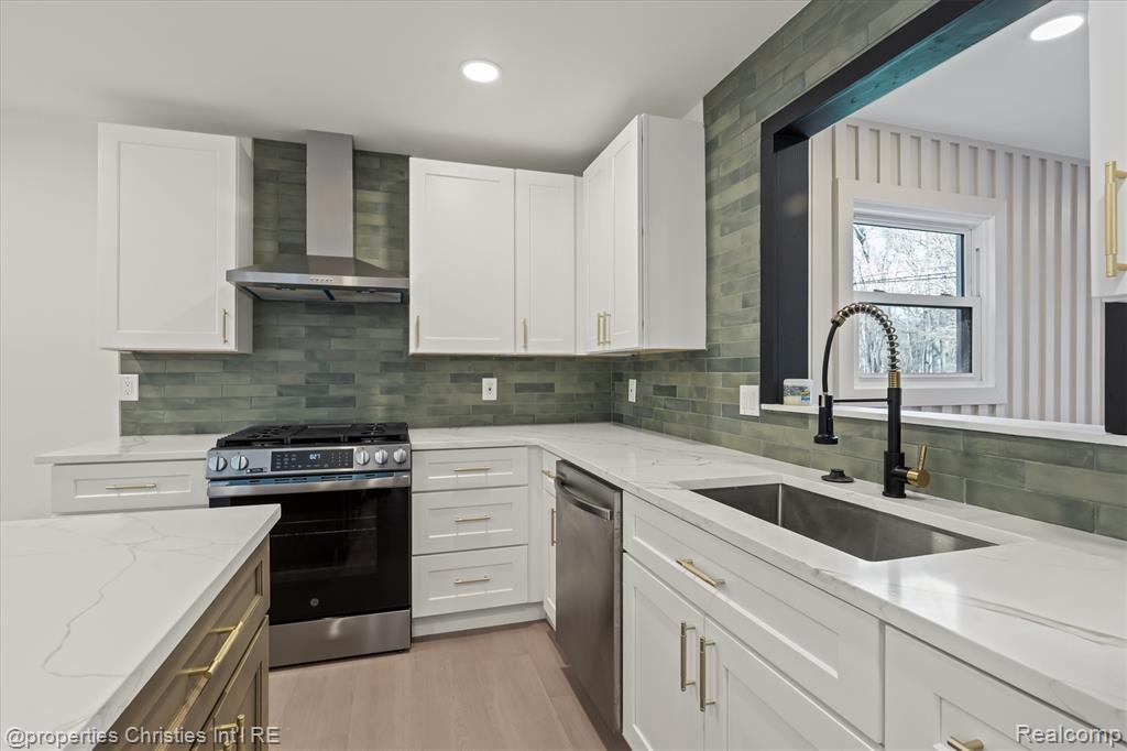 38590 Superior Street, Romulus, MI 48174 — Photo 9