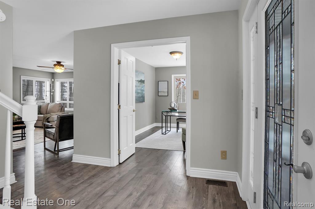 195 Corey Lane, Ortonville, MI 48462 — Photo 4