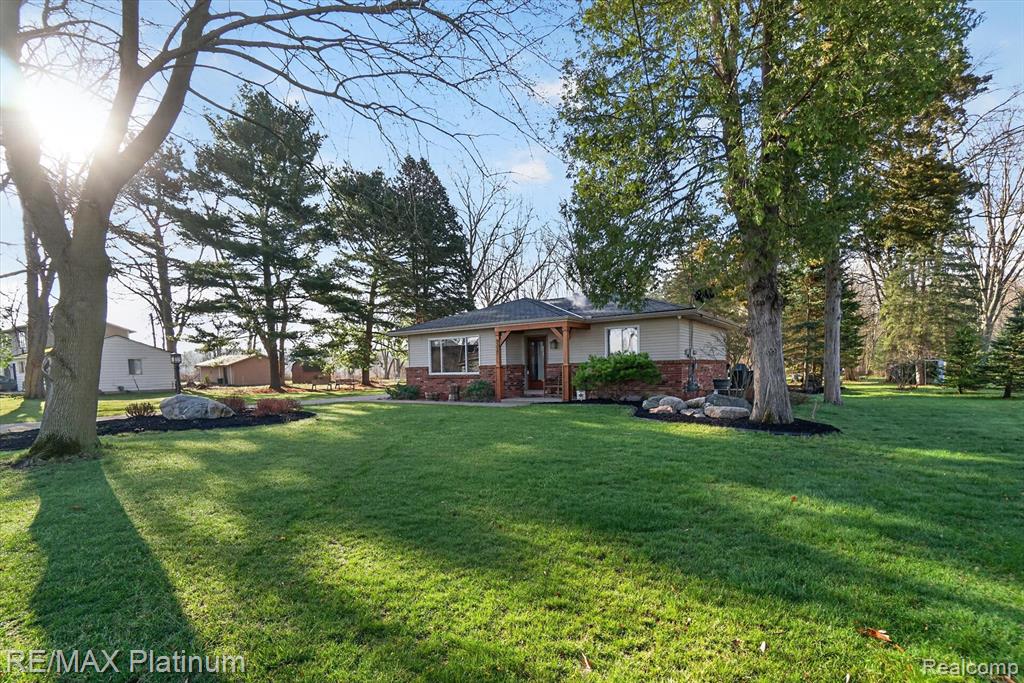 4357 Skusa Drive, Brighton, MI 48116 — Photo 38