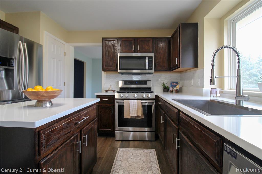 3571 BROOKLYN Drive, Canton, MI 48188 — Photo 7