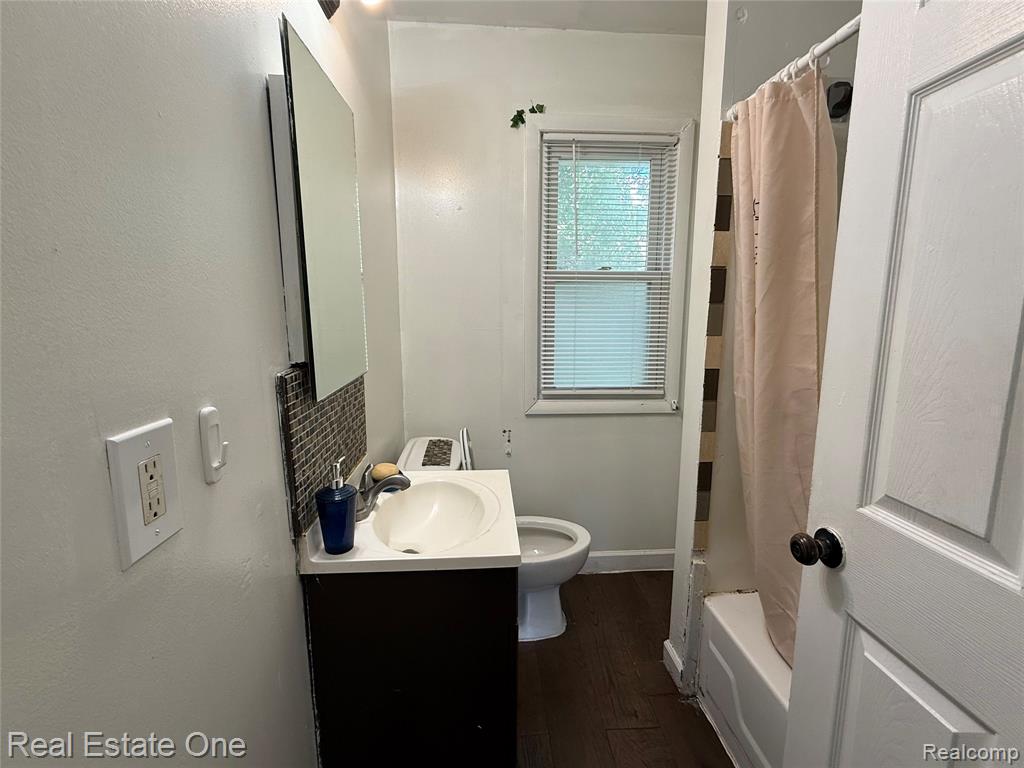 5751 DREXEL Street, Dearborn Heights, MI 48127 — Photo 7