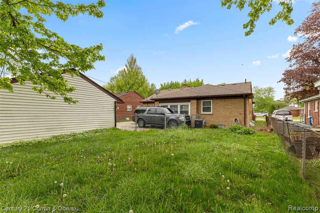 14050 Garfield, Redford, MI 48239 — Photo 43