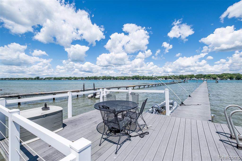 2100 N Channel Drive, MI 48028 — Photo 44