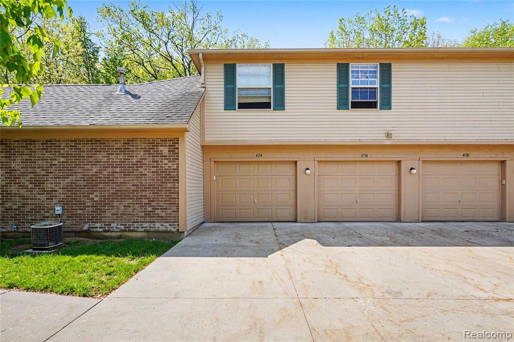 4114 Stonebridge, Holly, MI 48442 — Photo 26