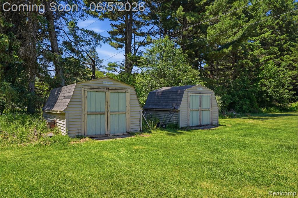 5080 Pleasant Valley Road, Brighton, MI 48114 — Photo 59