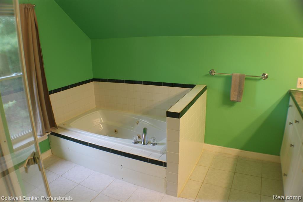 4267 MILL Street, North Branch, MI 48461 — Photo 20