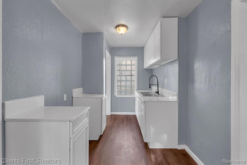 15435 Fielding Street, Detroit, MI 48223 — Photo 12