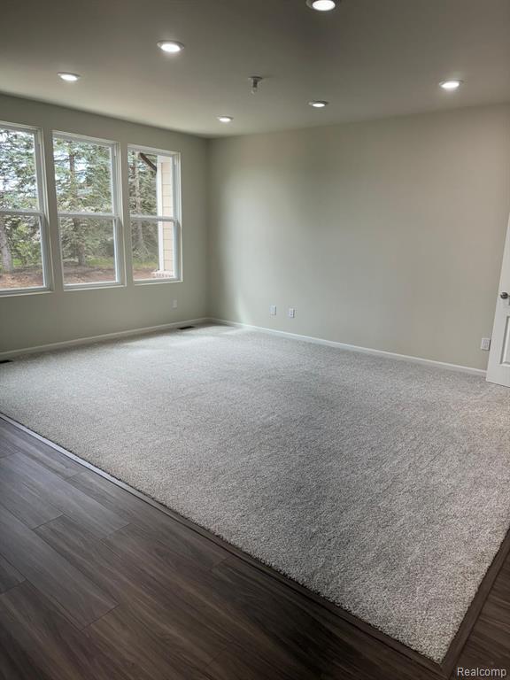732 ADDISON Circle, Walled Lake, MI 48390 — Photo 9