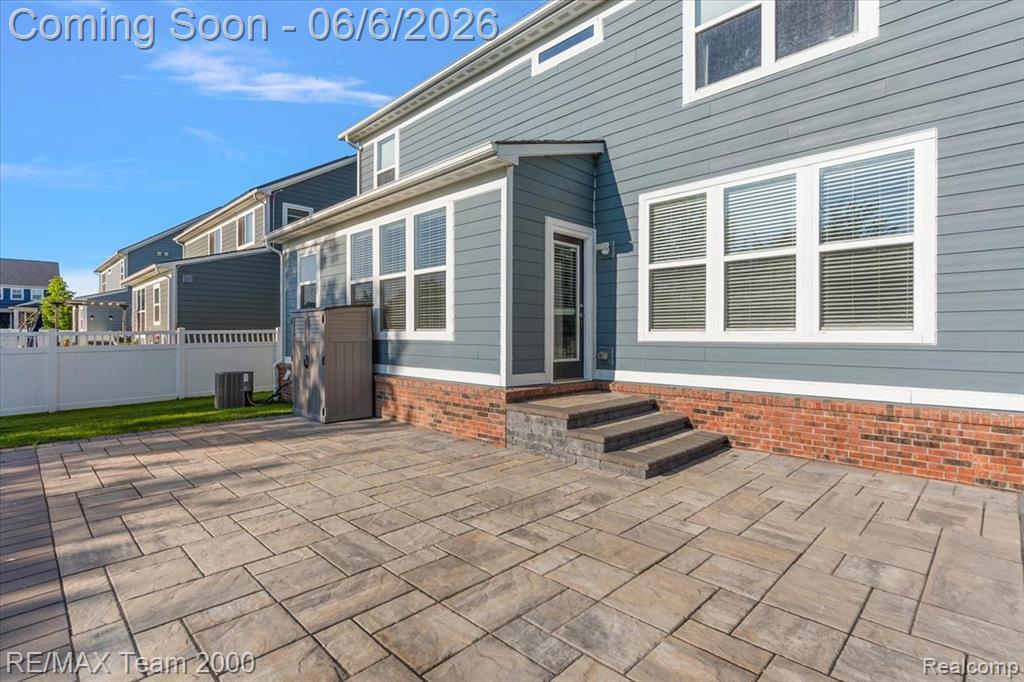 50621 Eisenhower Drive, Canton, MI 48188 — Photo 10