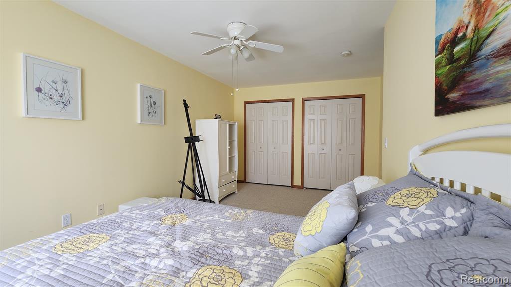 49828 SHELBY CREEK Drive, Shelby Twp, MI 48317 — Photo 36