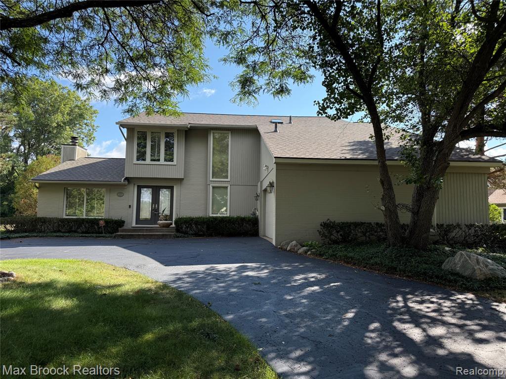 3958 Winterset Court, West Bloomfield, MI 48323