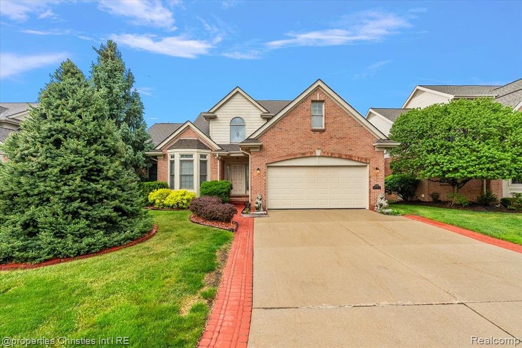 47274 Hunters Park Drive, Plymouth, MI 48170 — Photo 2