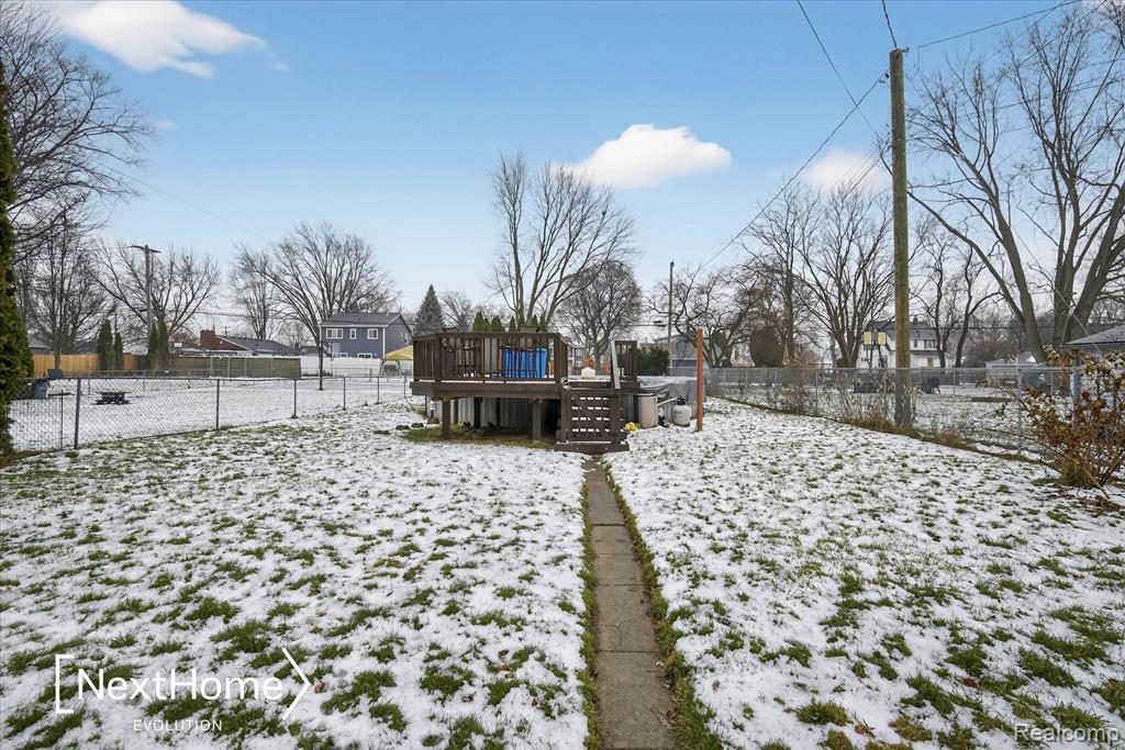 645 Riverbank Street, Wyandotte, MI 48192 — Photo 36
