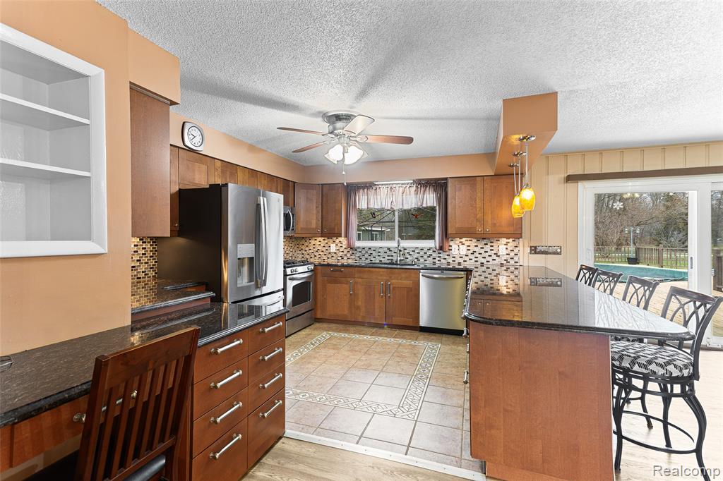 45784 Willis Road, Belleville, MI 48111 — Photo 11