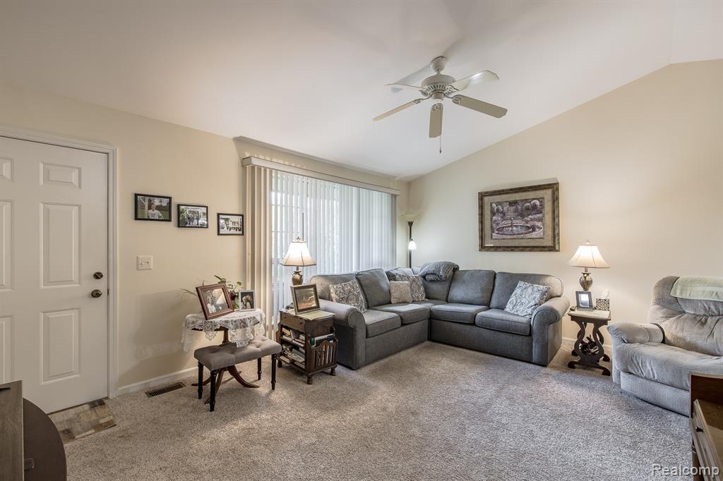 4091 Stonebridge, Holly, MI 48442 — Photo 6