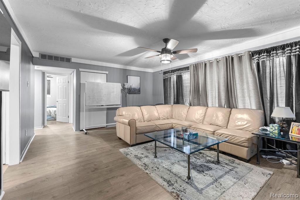 9424 POLK Street, Taylor, MI 48180 — Photo 7