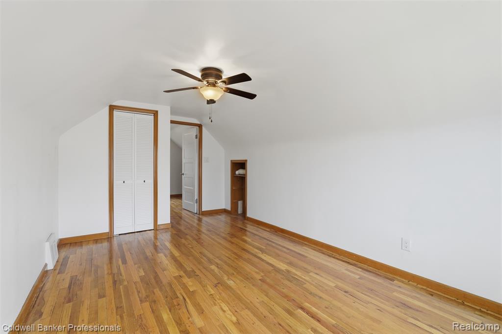 927 Montrose Avenue, Royal Oak, MI 48073 — Photo 19
