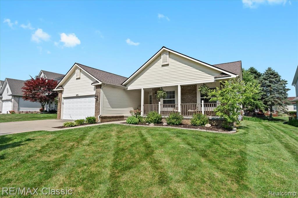 4176 W Pointe Drive, Waterford, MI 48329 — Photo 3