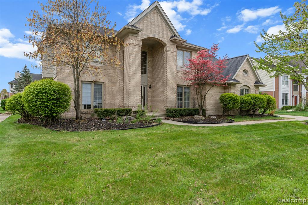 45419 GLENGARRY Boulevard, Canton, MI 48188 — Photo 3