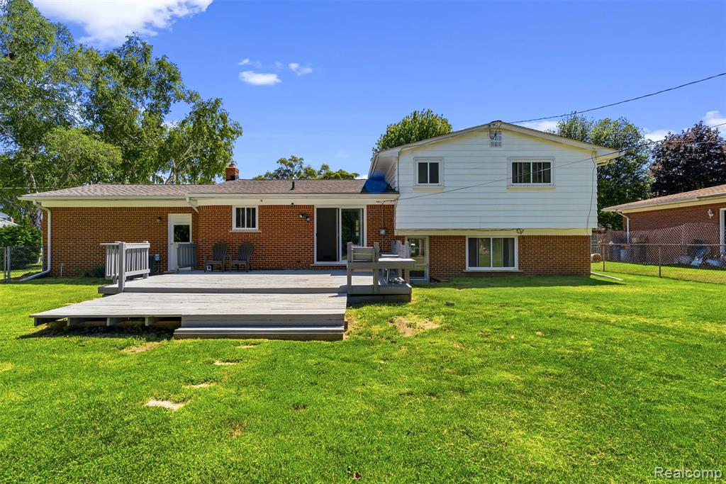 4410 Wickfield Drive, Flint, MI 48507 — Photo 37