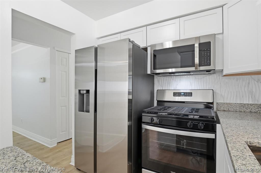 9883 William Street, Taylor, MI 48180 — Photo 12