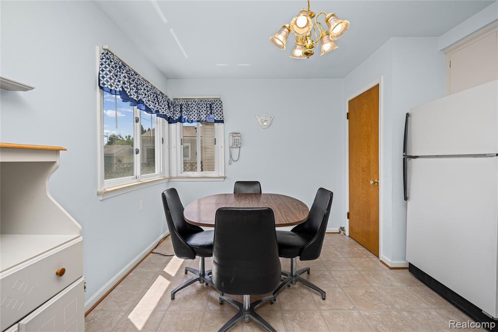 33441 Leona Street, Garden City, MI — Photo 15
