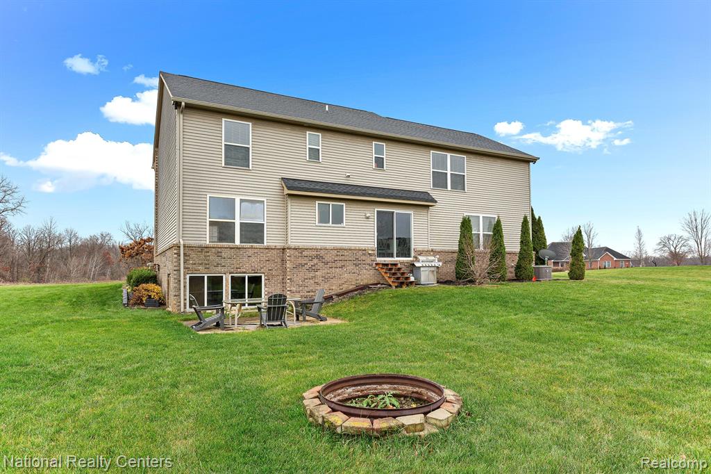 316 Lenox Lane, Brighton, MI 48114 — Photo 47