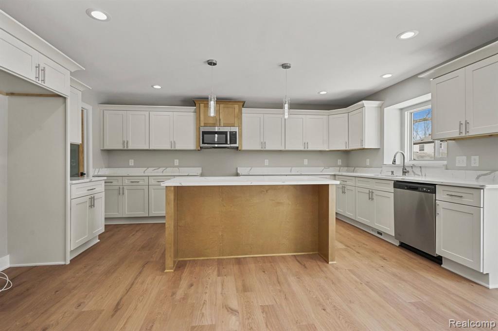 53302 Zachary Drive, Chesterfield, MI 48047 — Photo 9