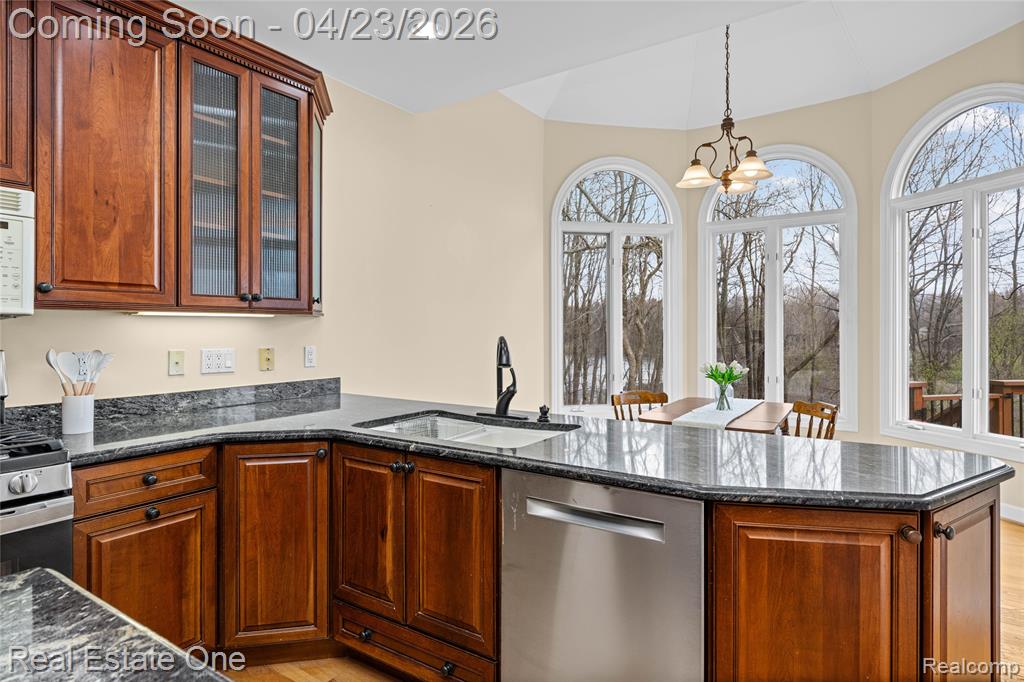 8183 Caribou Lake Lane, Clarkston, MI — Photo 16