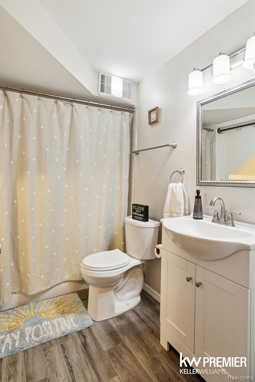 897 Annie Lang Drive, Milford, MI 48381 — Photo 36