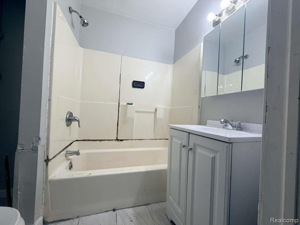 6390 Vaughan Street, Detroit, MI 48228 — Photo 4