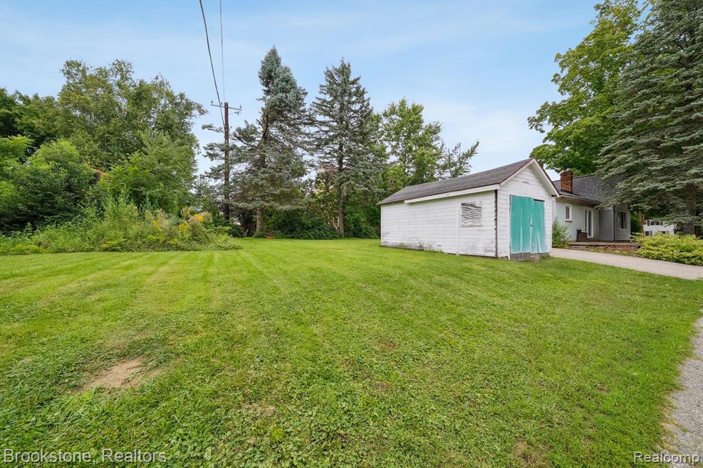326 S Main Street, Almont, MI 48003 — Photo 44