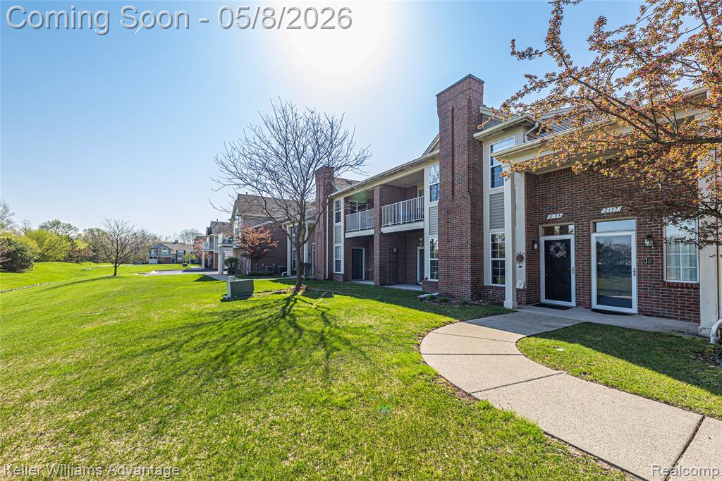 2185 Leighton Drive, Shelby Twp, MI 48317 — Photo 3