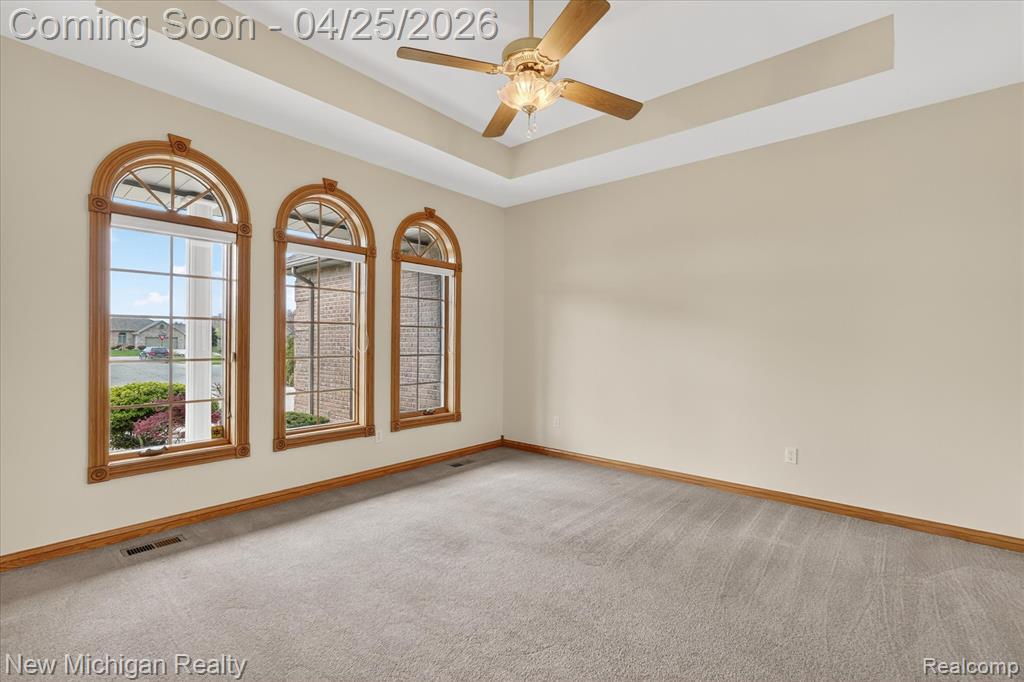 5425 Majestic Court, Swartz Creek, MI 48473 — Photo 11