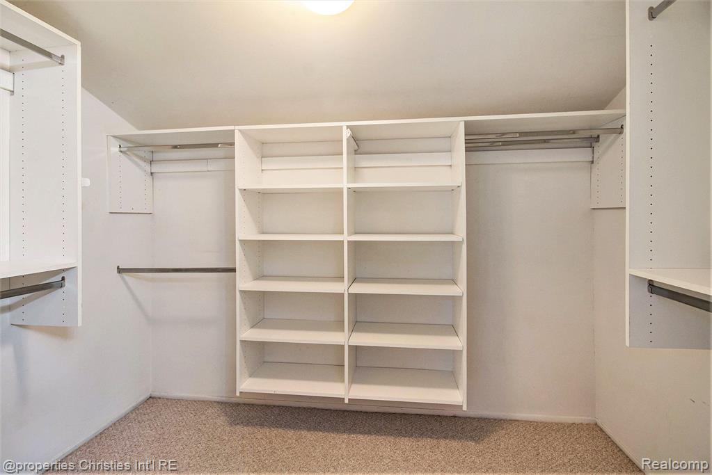 5762 DRAKE HOLLOW Drive W, West Bloomfield, MI — Photo 17