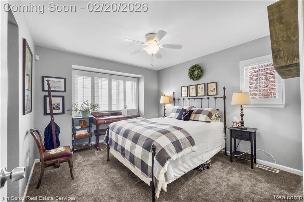 7 Canfield Circle, Dearborn Heights, MI 48127 — Photo 17