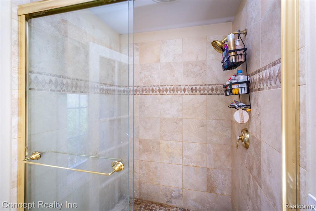 3215 Edgevale Drive, Lambertville, MI 48144 — Photo 60
