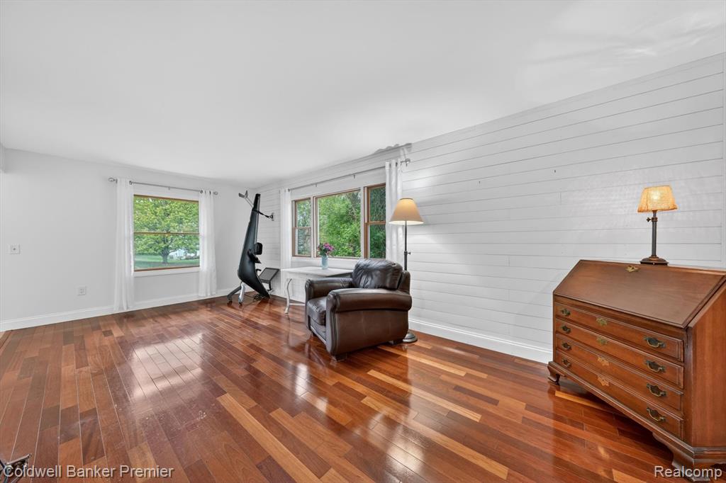 425 Arbor Pine Drive, Ortonville, MI 48462 — Photo 14