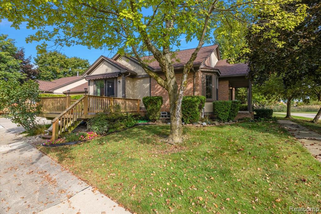 404 Meadow Bridge Drive, Rochester Hills, MI 48307 — Photo 41