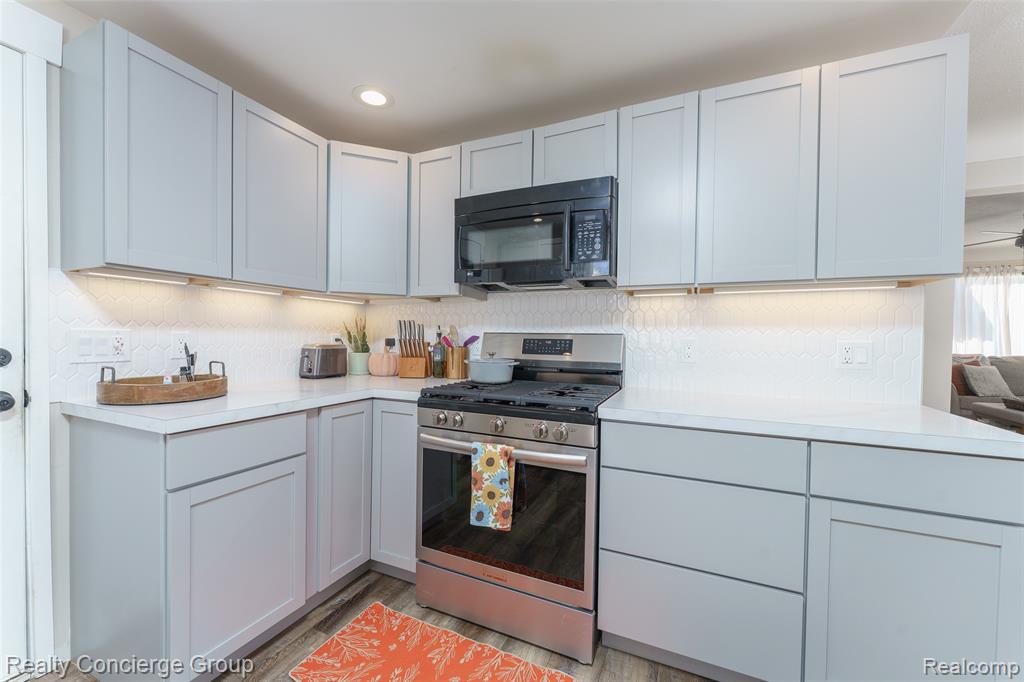 104 W John Street, Durand, MI 48429 — Photo 6