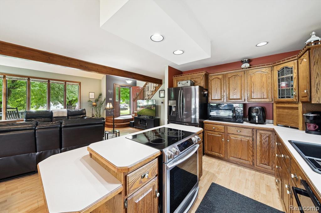 7865 KATIE Drive, Almont, MI 48003 — Photo 11
