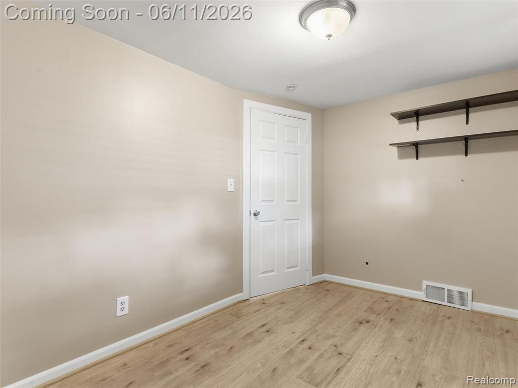 404 La Plaza Court, Royal Oak, MI 48073 — Photo 15
