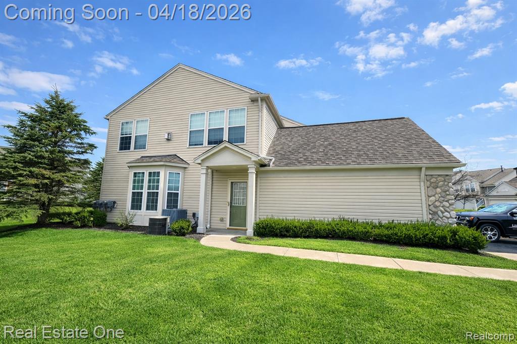 515 Dockside Circle, 28, Holly, MI 48442 — front exterior