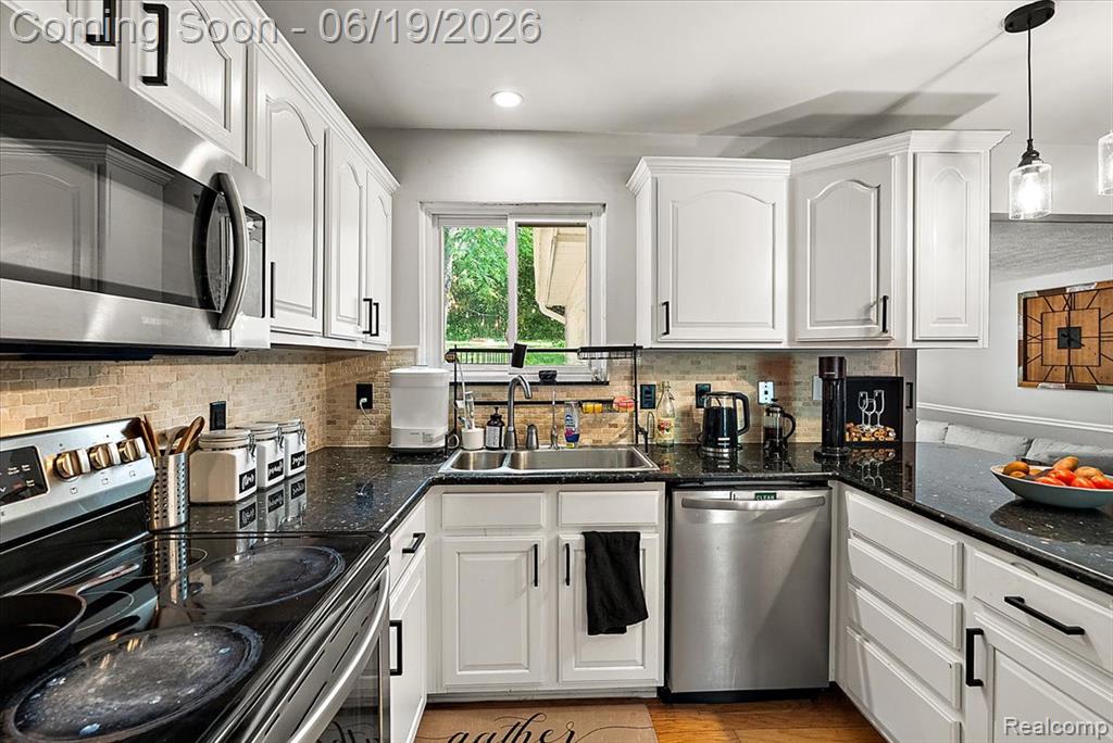 11387 Mart Road, Whitmore Lake, MI 48189 — Photo 27